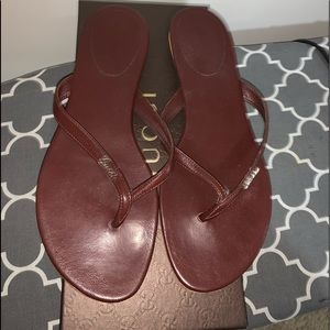 Gucci flip flops
